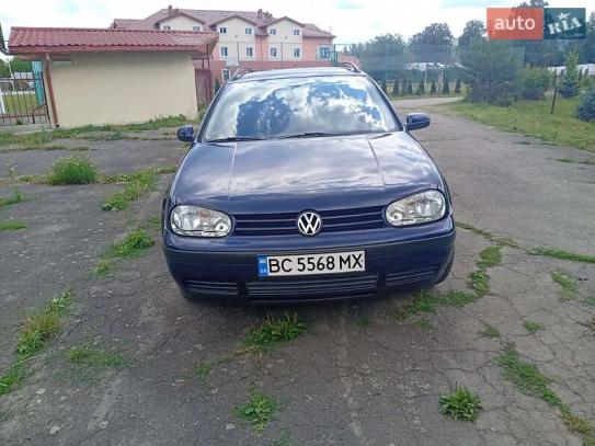 Volkswagen Golf                            2001г. в рассрочку
