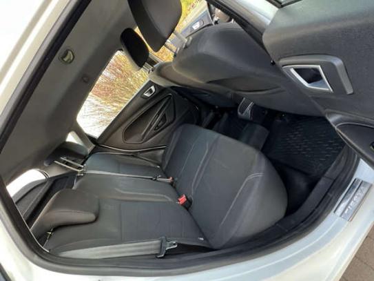 Ford Fiesta                          2013г. в рассрочку