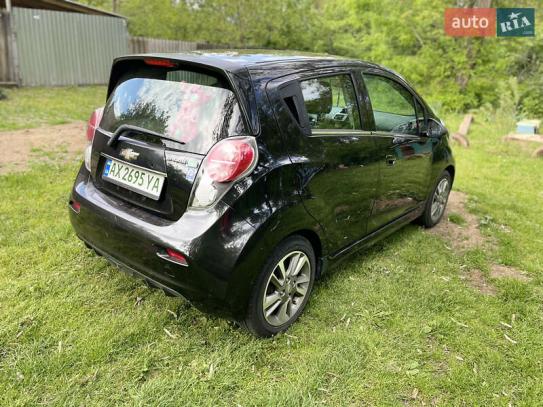 Chevrolet Spark ev                        2014г. в рассрочку