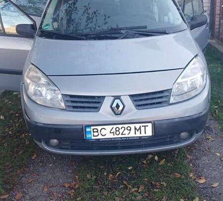 Renault Megane scenic 2004г. в рассрочку