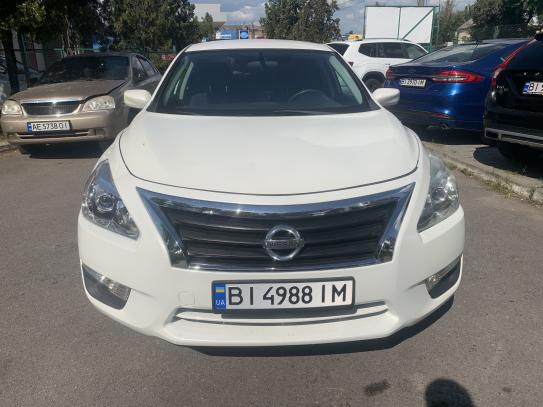 Nissan Altima 2013г. в рассрочку