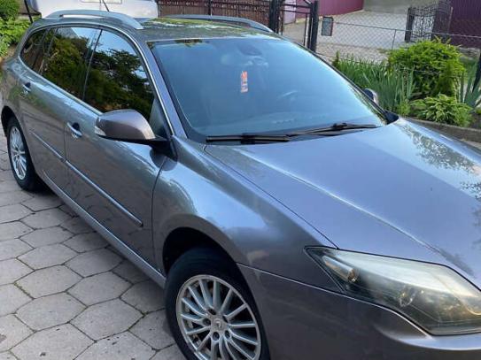 Renault Laguna 2011р. у розстрочку