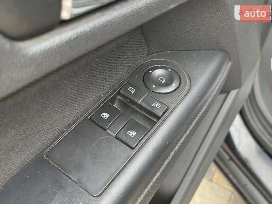 Opel Astra 2013г. в рассрочку