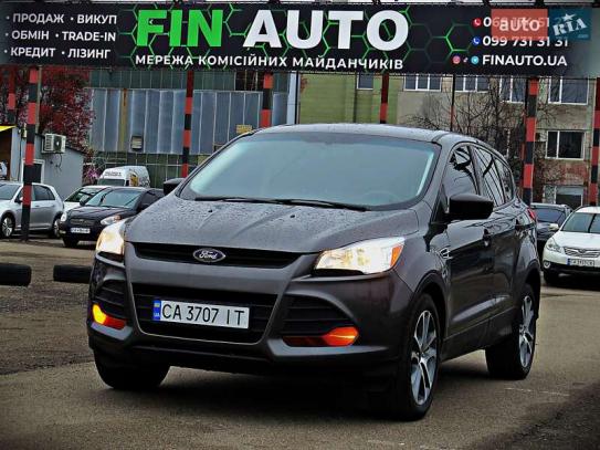 Ford Escape 2015р. у розстрочку