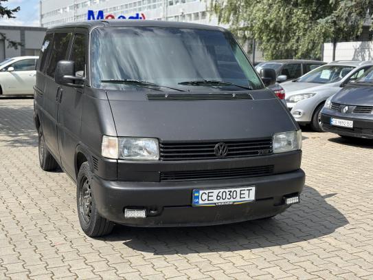 Volkswagen Transporter                     2001г. в рассрочку
