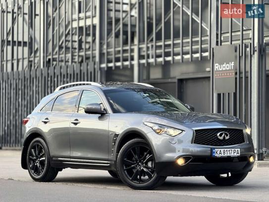 Infiniti Qx70                            2017г. в рассрочку