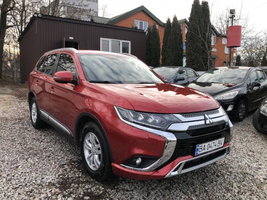 Mitsubishi Outlander
                       2016г. в рассрочку