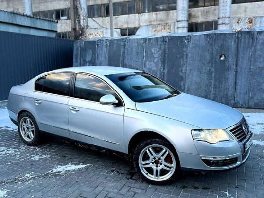 Volkswagen Passat 2006г. в рассрочку