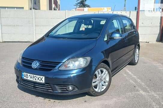 Volkswagen Golf plus 2007р. у розстрочку