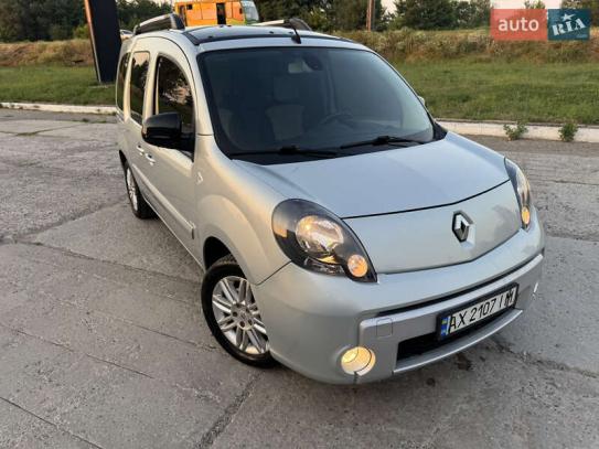 Renault Kangoo                          2013г. в рассрочку