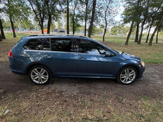 Volkswagen Golf                            2015г. в рассрочку