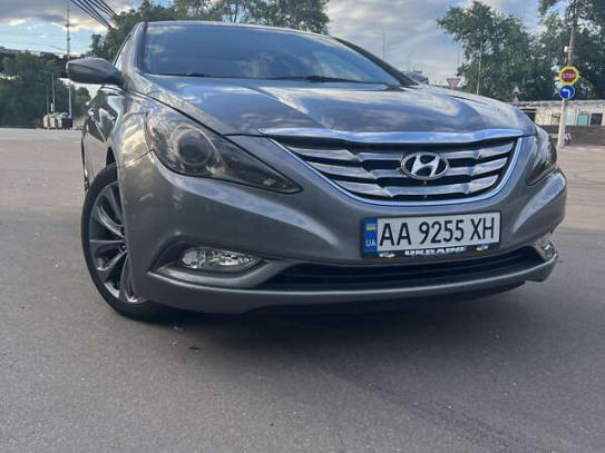 Hyundai Sonata                          2012г. в рассрочку