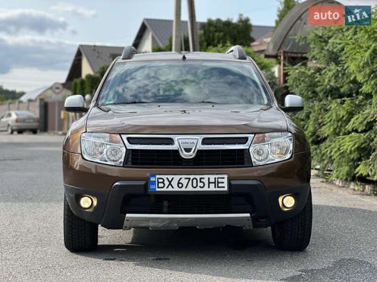 Dacia Duster
                          2010г. в рассрочку