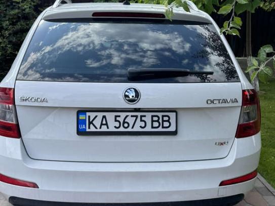 Skoda Octavia 2015р. у розстрочку