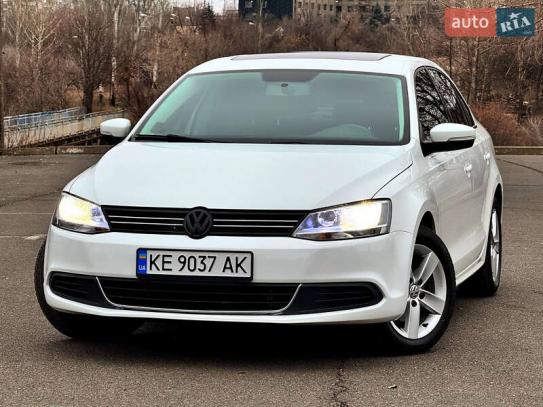 Volkswagen Jetta
                           2014г. в рассрочку