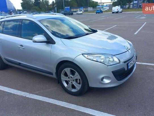 Renault Megane
                          2012г. в рассрочку