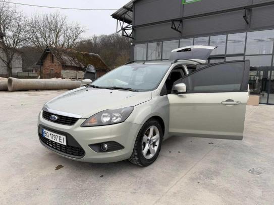 Ford Focus 2010р. у розстрочку