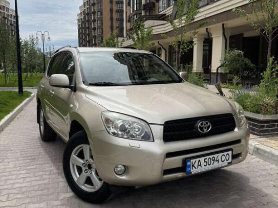 Toyota Rav4                            2007г. в рассрочку