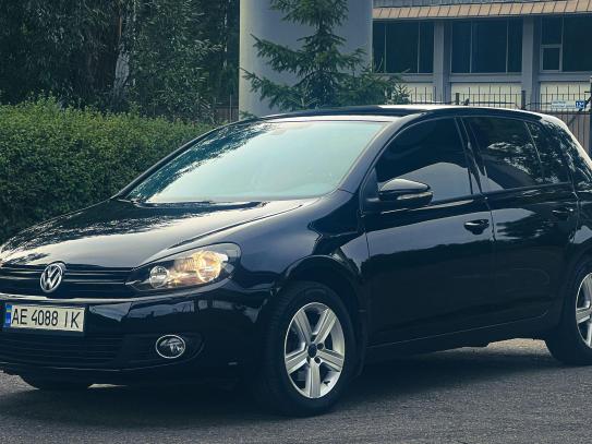 Volkswagen Golf
                            2011г. в рассрочку