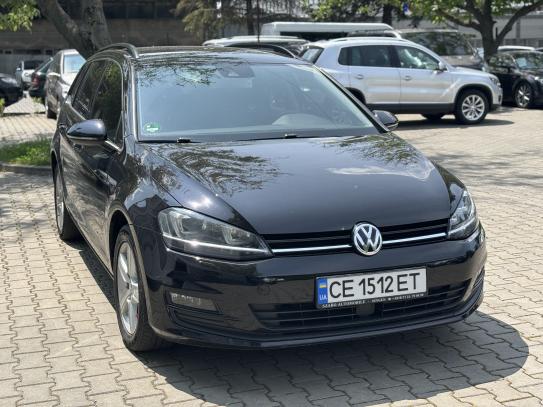 Volkswagen Golf
                            2015г. в рассрочку