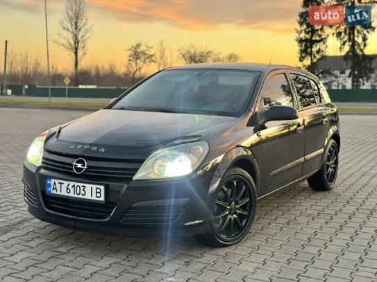 Opel Astra 2004г. в рассрочку