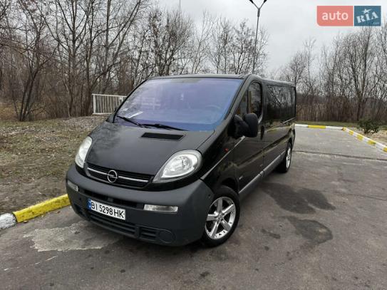 Opel Vivaro 2006р. у розстрочку