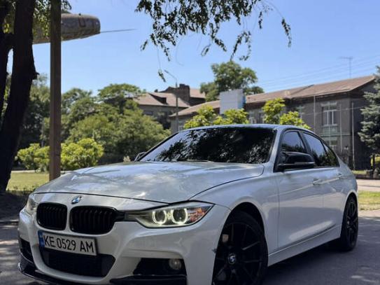 Bmw 3 series
                        2012г. в рассрочку