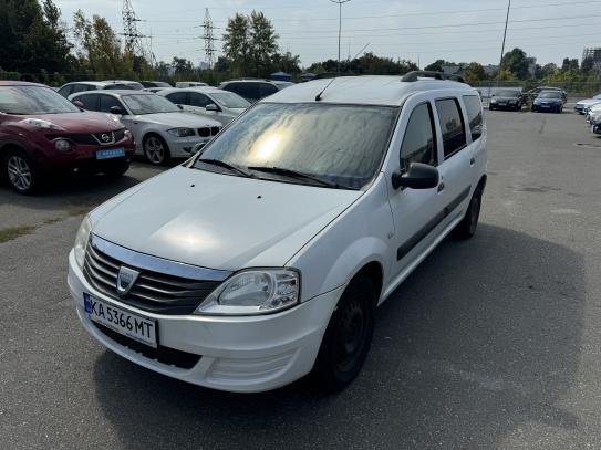 Dacia Logan 2010г. в рассрочку