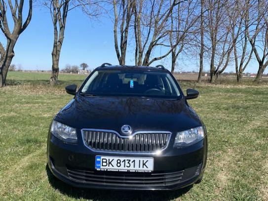 Skoda Octavia                         2015г. в рассрочку