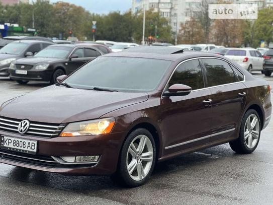 Volkswagen Passat 2012р. у розстрочку