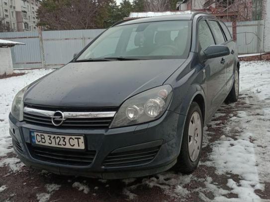 Opel Astra                           2006г. в рассрочку