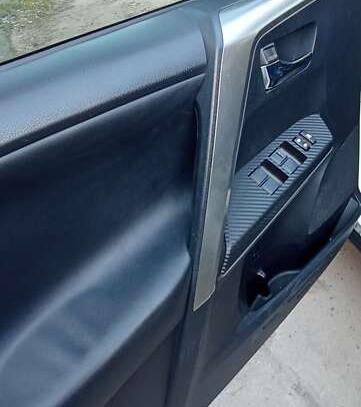 Toyota Rav4
                            2013г. в рассрочку