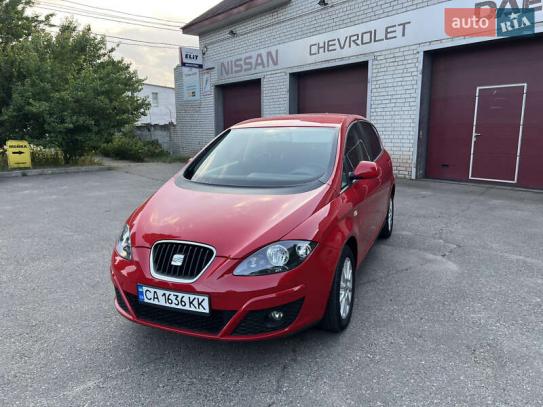 Seat Altea
                           2011г. в рассрочку