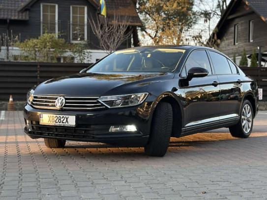 Volkswagen Passat 2017р. у розстрочку