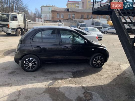 Nissan Micra                           2005г. в рассрочку