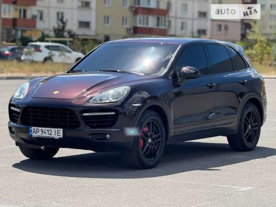 Porsche Cayenne 2011р. у розстрочку