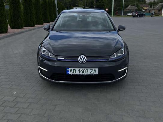 Volkswagen E-golf                          2015г. в рассрочку