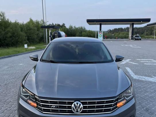 Volkswagen Passat
                          2015г. в рассрочку