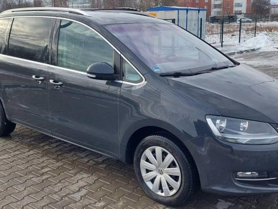 Volkswagen Sharan 2012г. в рассрочку