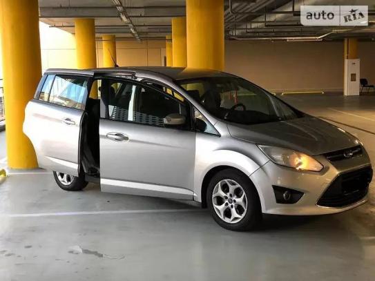 Ford C-max 2012р. у розстрочку