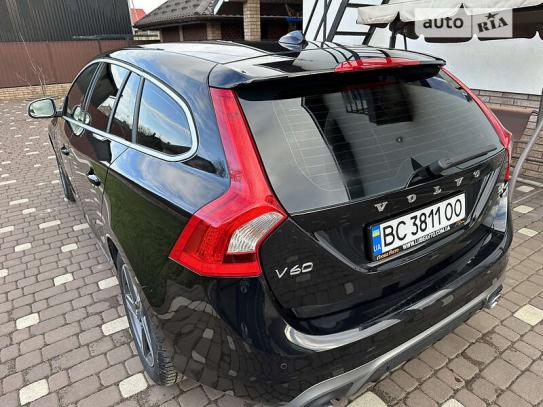 Volvo V60
                             2014г. в рассрочку