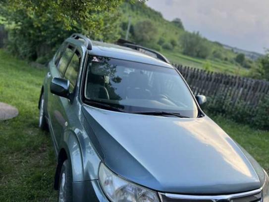 Subaru Forester                        2011г. в рассрочку