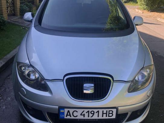 Seat Altea xl                        2007г. в рассрочку