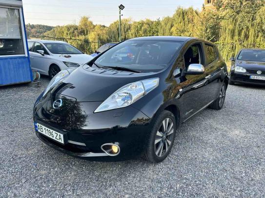 Nissan Leaf 2013г. в рассрочку