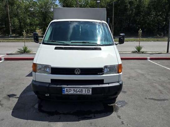 Volkswagen Transporter                     2002г. в рассрочку