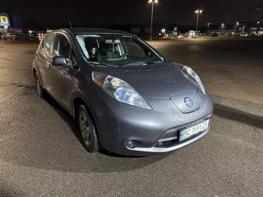 Nissan Leaf                            2013г. в рассрочку