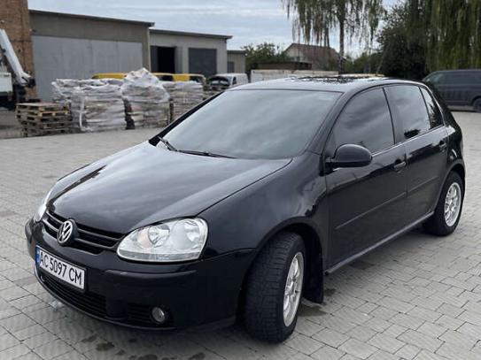 Volkswagen Golf                            2007г. в рассрочку