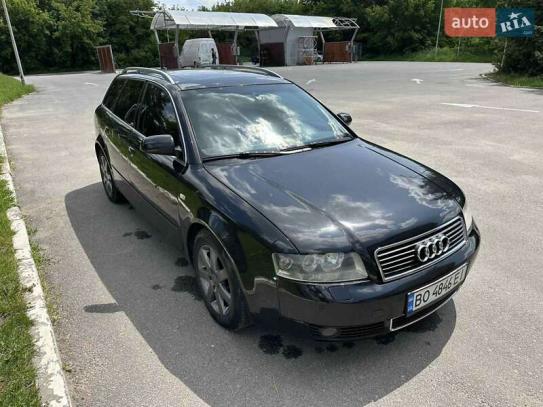 Audi A4                              2004г. в рассрочку