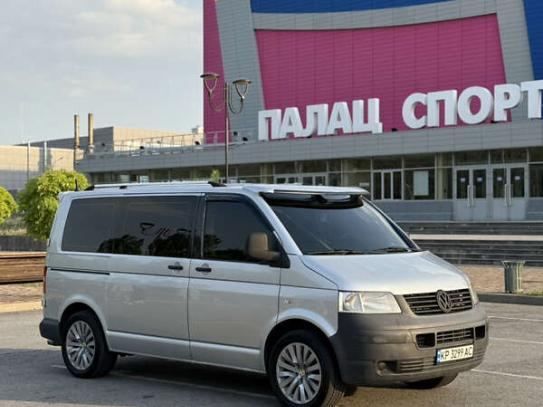 Volkswagen Transporter                     2008г. в рассрочку