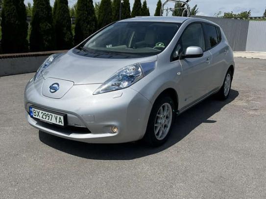 Nissan Leaf                            2012г. в рассрочку